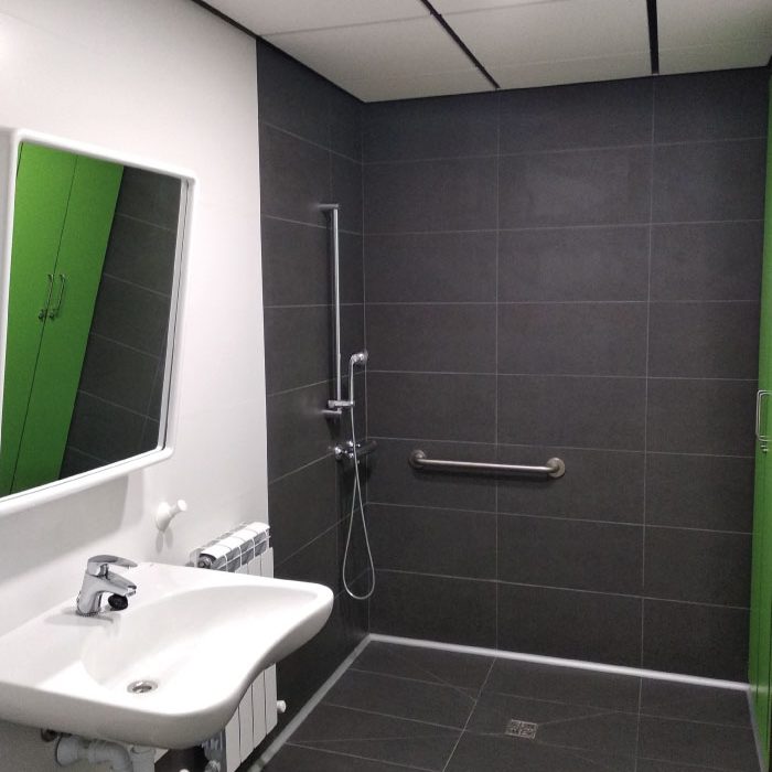 Residencia de mayores en Vitoria-Gasteiz | Mercedarias | Baño habitación doble